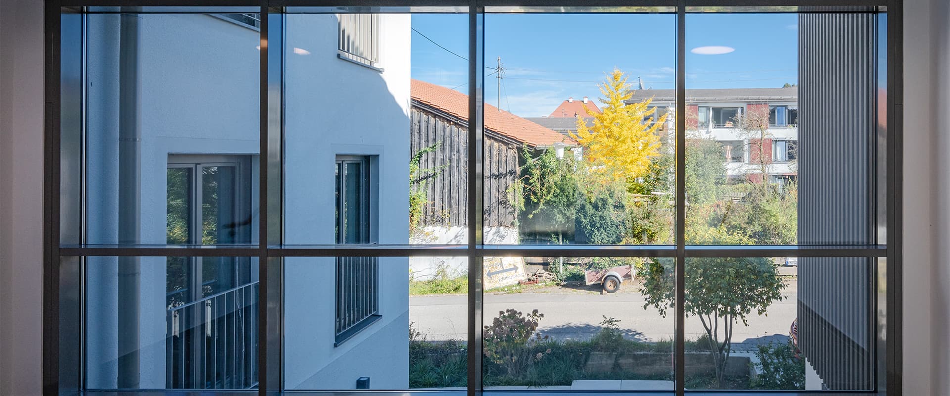 DREISEIT. Wohn- und Gewerbehaus Andechs-Erling