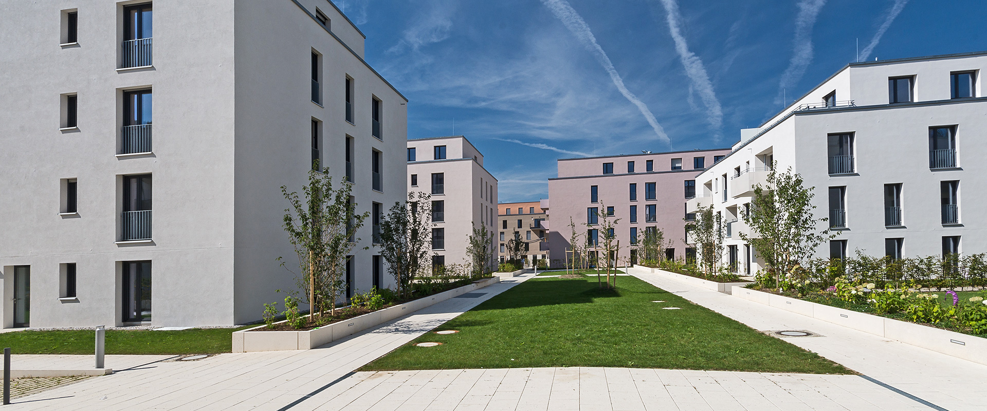 Domagkstraße. Mehrfamilienhäuser München Schwabing
