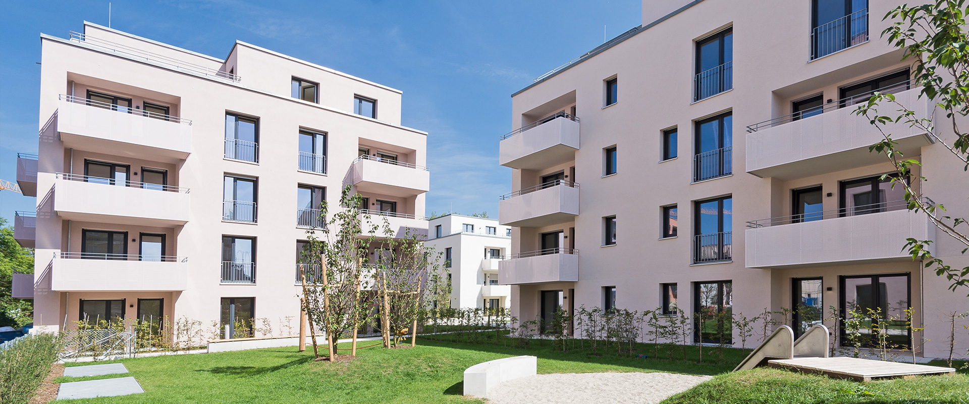 Domagkstraße. Mehrfamilienhäuser München Schwabing