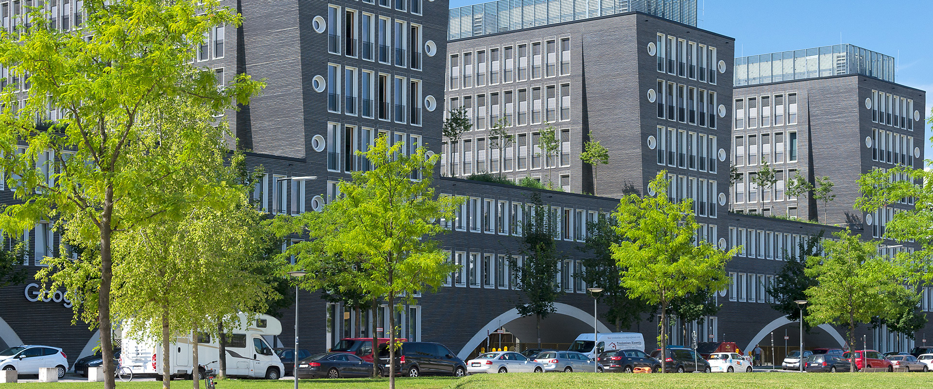 Kontorhaus. Bürogebäude München Arnulfpark